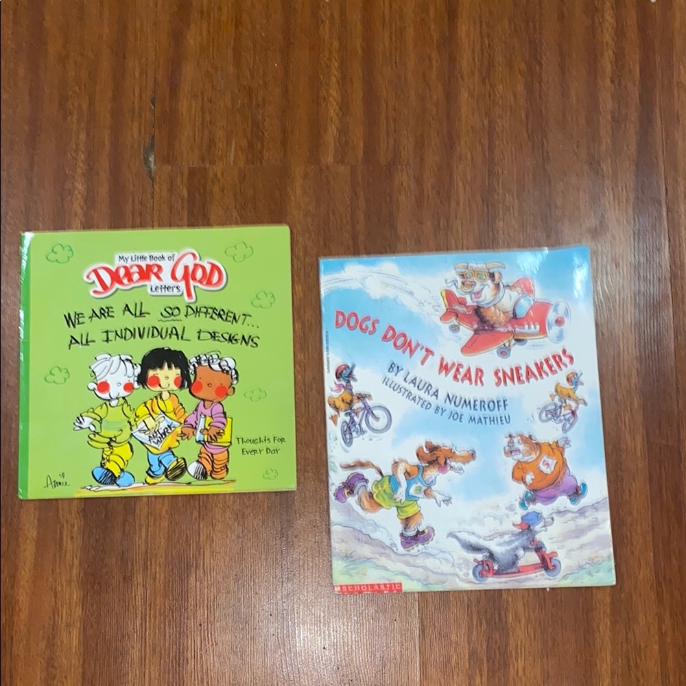 Scholastic Kids Book Set - Green and Blue